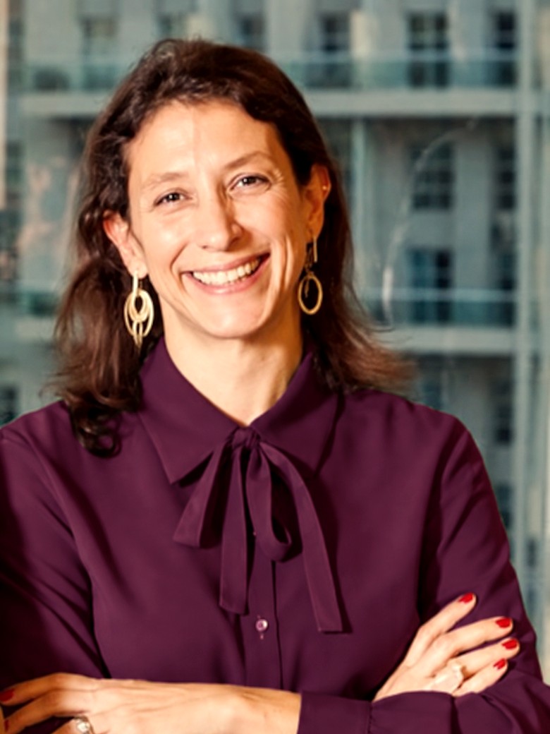 Janaina Betteley, Partner